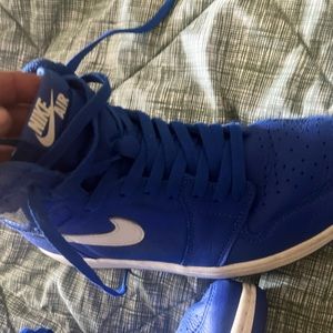 Nike Jordan tennis shoes